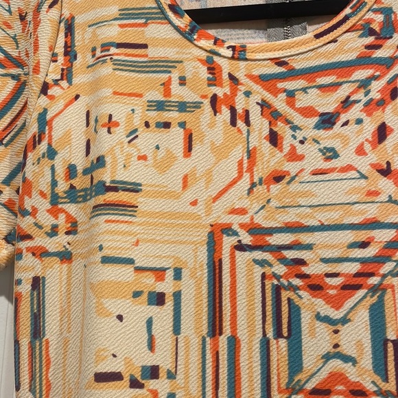 Amelia lularoe. Size med. only worn a couple of times. Great condition. - Picture 2 of 3